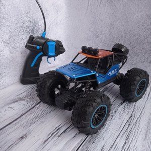 Краулер на пульте управления машинка вездеход на радиоуправлении RST Racing Синий