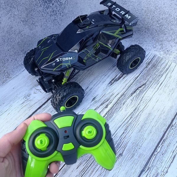 Трюковая скоростная машинка на радиоуправлении Storm 4WD SUV внедорожник Зеленый